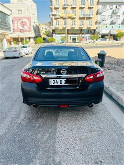 نيسان ألتيما